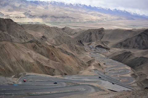 2026 年新疆旅遊全攻略｜最佳路線 + 喀什深度玩法，一篇玩懂南北疆